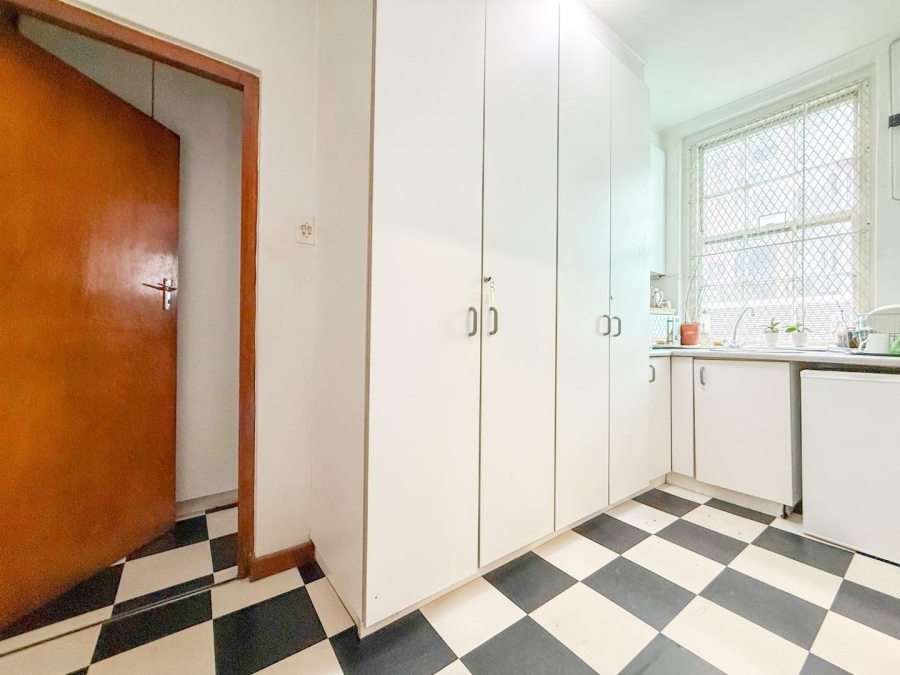 To Let 0 Bedroom Property for Rent in De Waterkant Western Cape